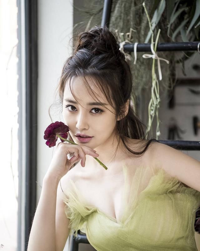  『脸上』脸上有这4个特征的女生不要留“刘海”,否则太难看,信我的准没错