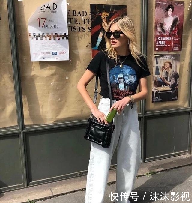 『小S』小S的奇葩穿衣又出现了,一袭粉色长裙配“大妈”墨镜,土到极致