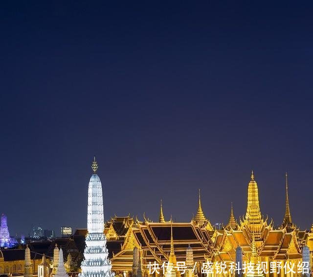 在泰国住酒店，出门前放20泰铢在枕头上需是纸币，切忌放硬币