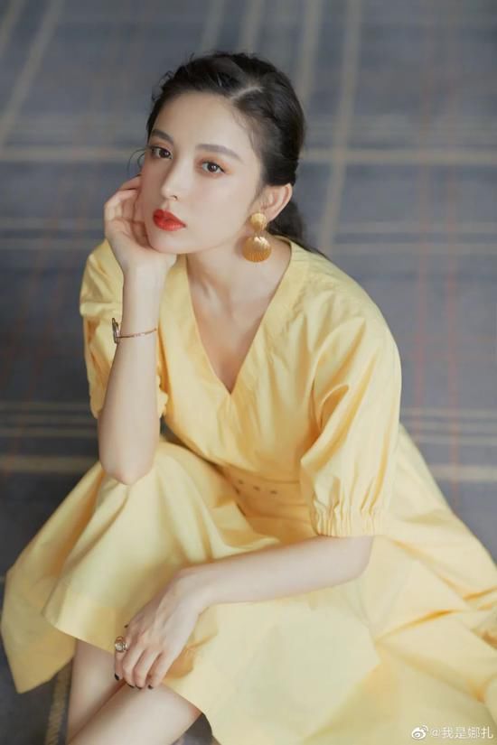  「搭配一」被“淡黄的长裙”种草了仙女们必备单品