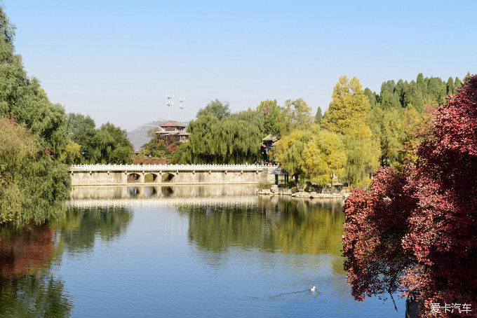红遍万山的红叶谷【2020热门旅游景点】
