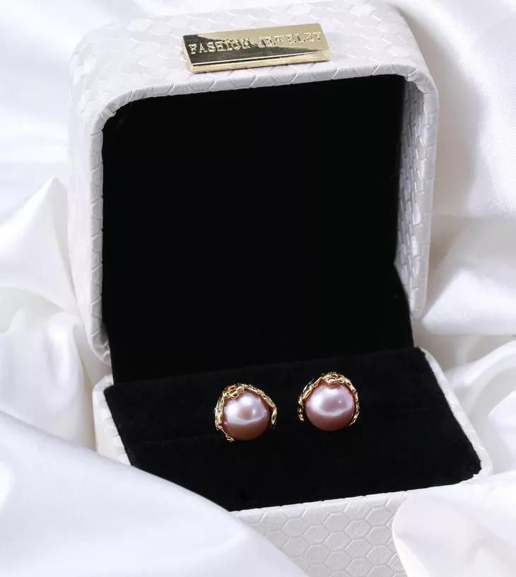 杨紫与朴信惠同框比美!一直被指颜值不高的她，这次靠珠宝逆袭?