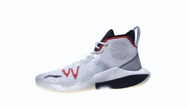  『配色』失望略高于惊喜昔日的实战神鞋如今能重回巅峰吗