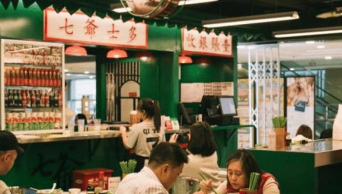  「宾客如云」陈小春1碗面42块，谢霆锋1碗面68块，一个宾客如云一个不会再去