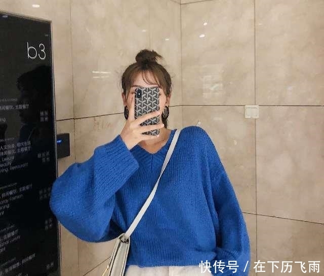  「迷人」肤白貌美的美女街拍：迷人靓丽的美女，塑造修长漂亮的腿型！