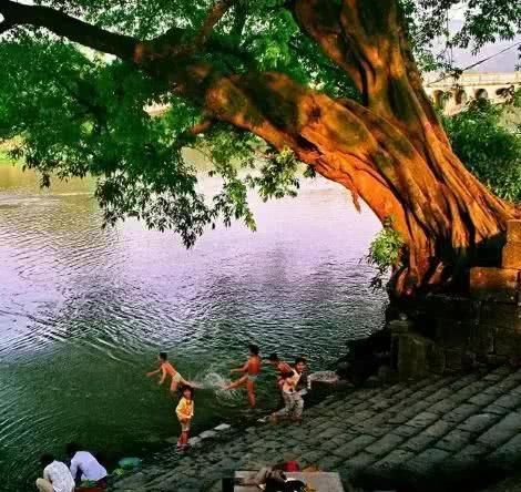 盘点广西这些隐秘的浪漫古镇，去过一次，就想在那里住下来！