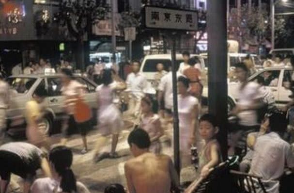  中国|1991年的中国夏天老照片：没有空调的夏天，人们是这样的