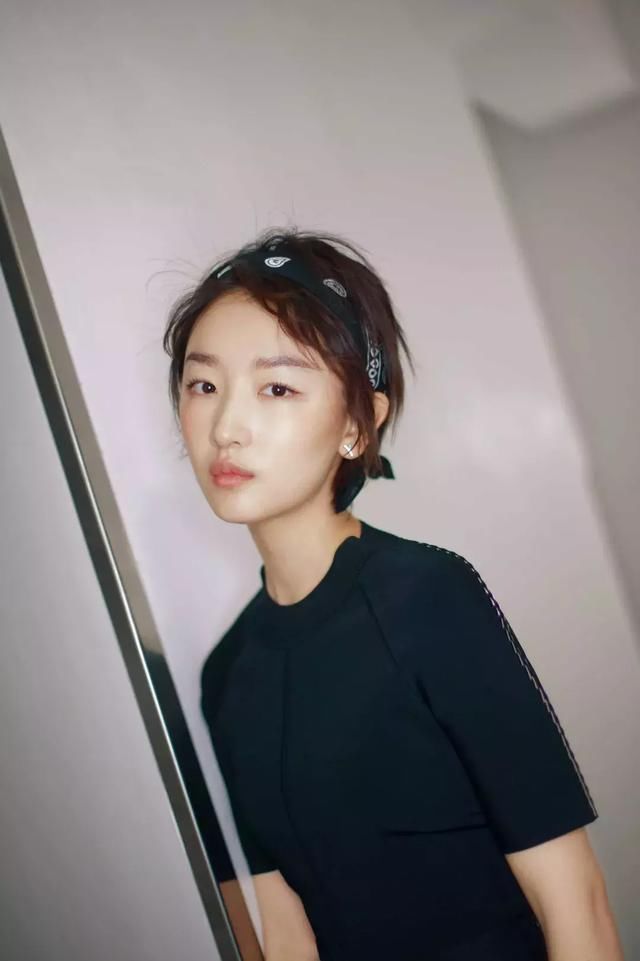周冬雨，短发不是你说剪就能剪，根据脸型选择长度才是关键!