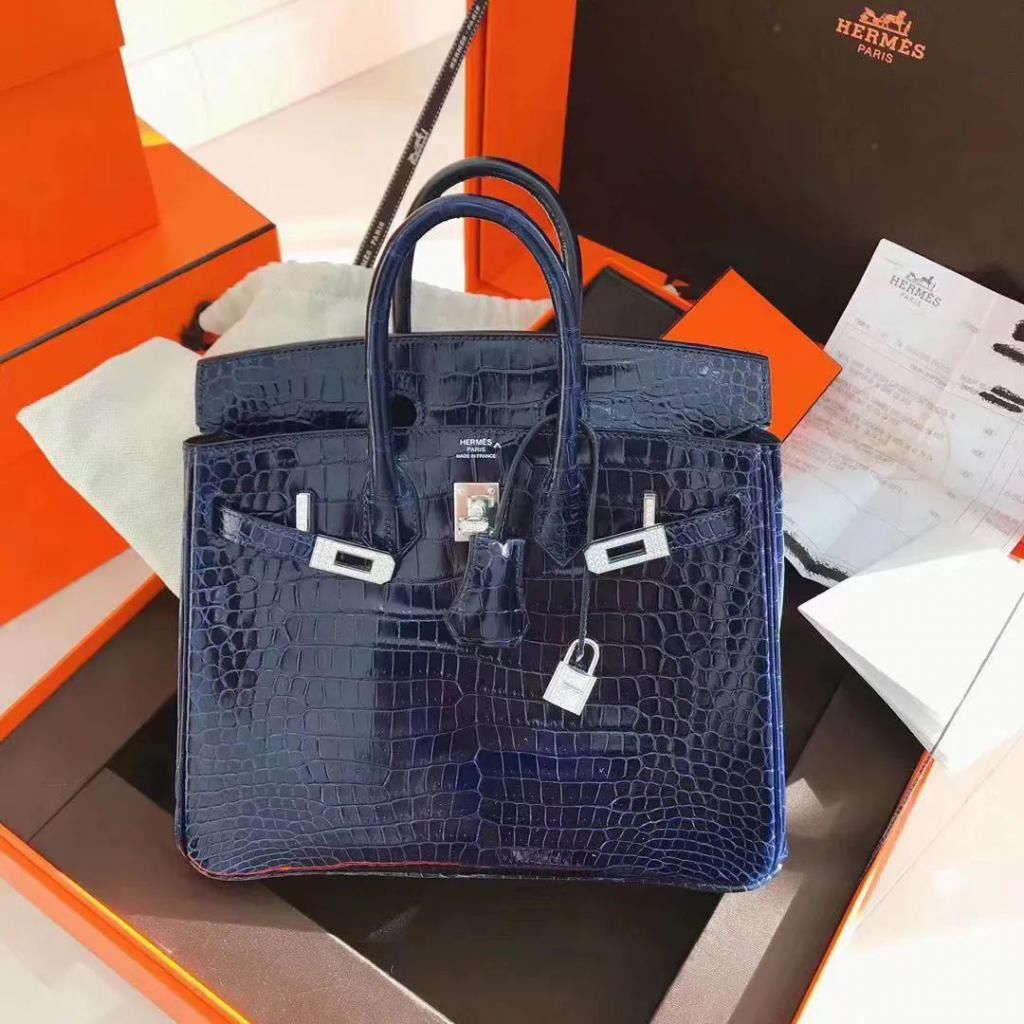 【人人】Nancy说大牌 |为什么人人都爱爱马仕Hermès?_新浪看点