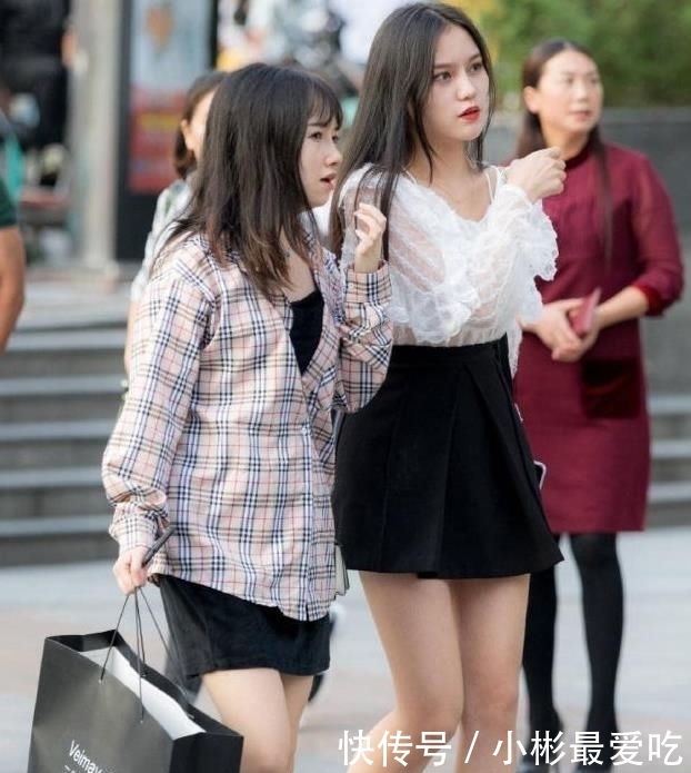 『美女』美女街拍:婀娜多姿的小姐姐,青春活力的打扮,时尚有型!