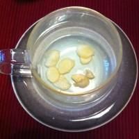 肥胖原来是肠道在捣鬼?早起一杯水，减肥治便秘，祛痘消斑!