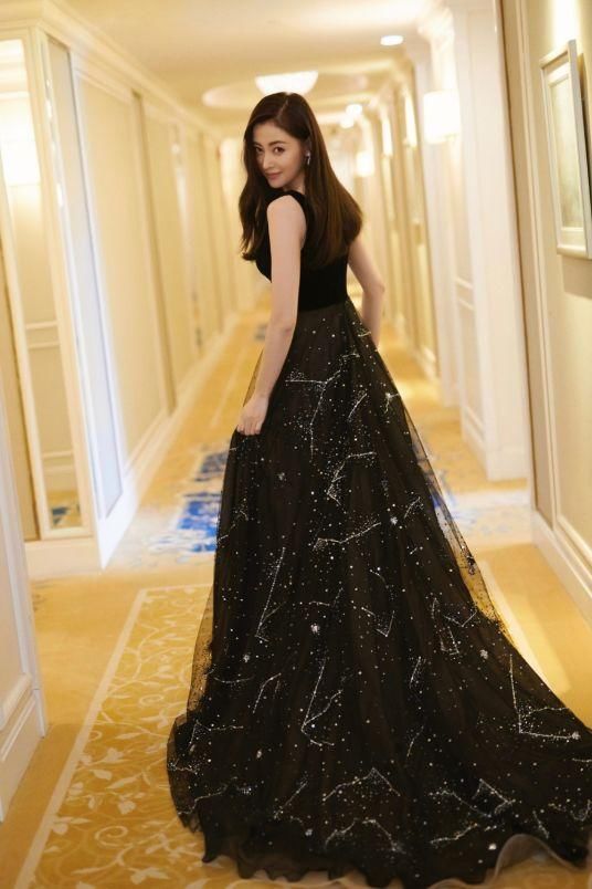 一周造型红黑榜:女明星剃个寸头?可行么