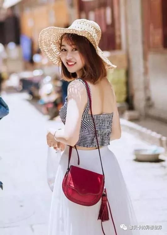 这些千元级美貌包包到底有什么魅力,让她们天天都想背!