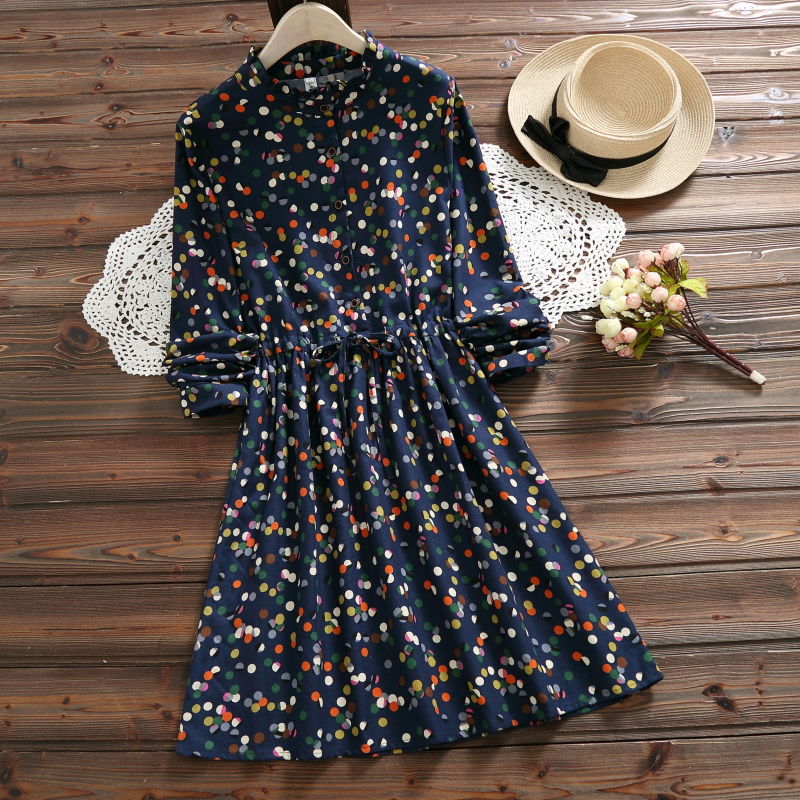 老婆是矮，但从不嫌自己矮!新款娃娃裙+平鞋，没人相信她1米5