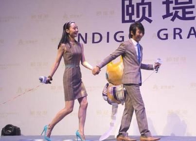 模范夫妻被卓伟曝光不雅照?原来一切都是骗人的网友:全都是泡沫