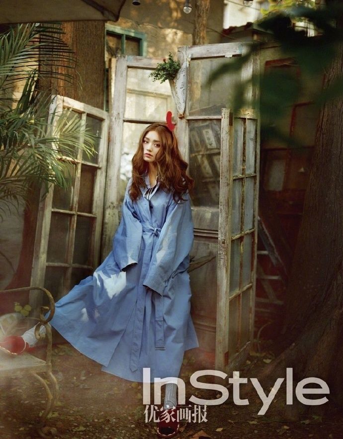 林允:美腿夹得真紧