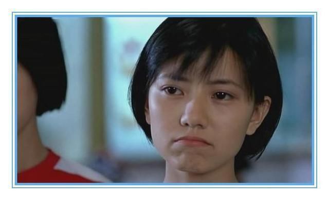 高圆圆不过剪了个娃娃头，就从38岁变18岁，网友：赵又廷赚大了