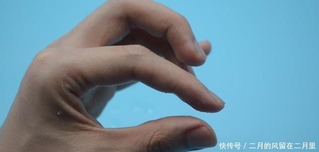 『解开』手指被502胶水粘住怎么办?学会这诀窍,胶水立马融化