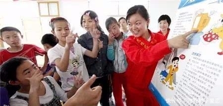 7月起，农村将取消9年义务教育，实行15年免费教育？这是真的？