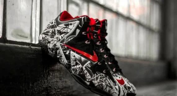  『谍照』LBJ17 Graffiti如何清洗，LBJ17 Graffiti谍照赏析