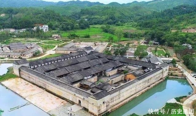 江西藏一古建筑群,客家围屋的代表之作,被称为民间版的故宫
