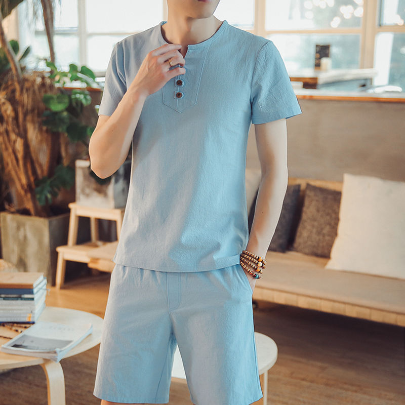 “大裤衩”早就烂大街，女人早看腻!瞧下图穿法，十个女人9个爱