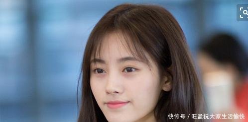 身材好也别乱穿衣，76斤的鞠婧祎都勒出了赘肉，可长点心吧