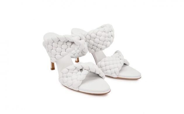  「简约」简约又充满女人味：凉鞋、平底鞋、高跟鞋10双BV家的美鞋