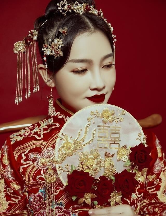  「马来」中式礼服之龙凤褂·秀禾服·马来褂