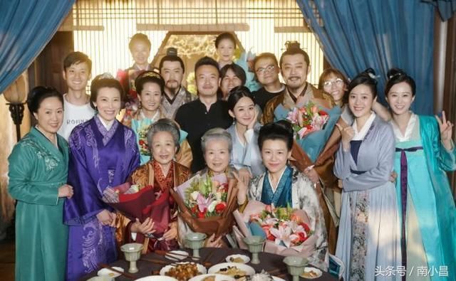 赵丽颖停工话题空降微博热搜，颖宝回应：最近很讨厌心术不正的人