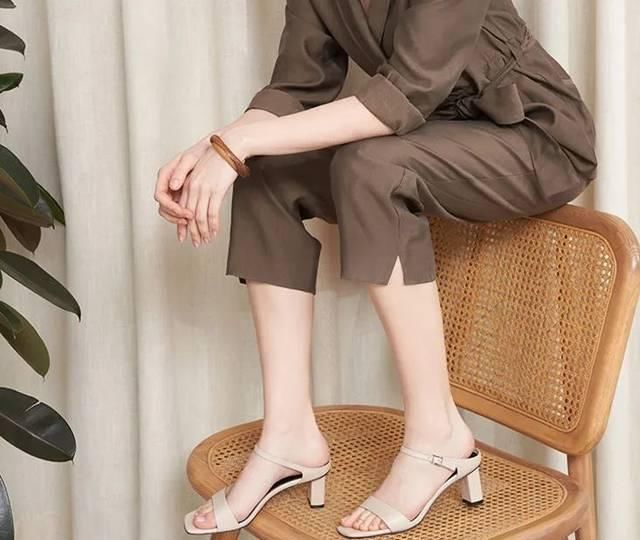 『新元素』鞋子没新意?来跟随时装周解锁美炸天的新元素