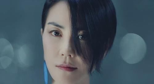  脸上■“骨相好”的女人气质更胜一筹，脸上有这4点，会美得更持久些