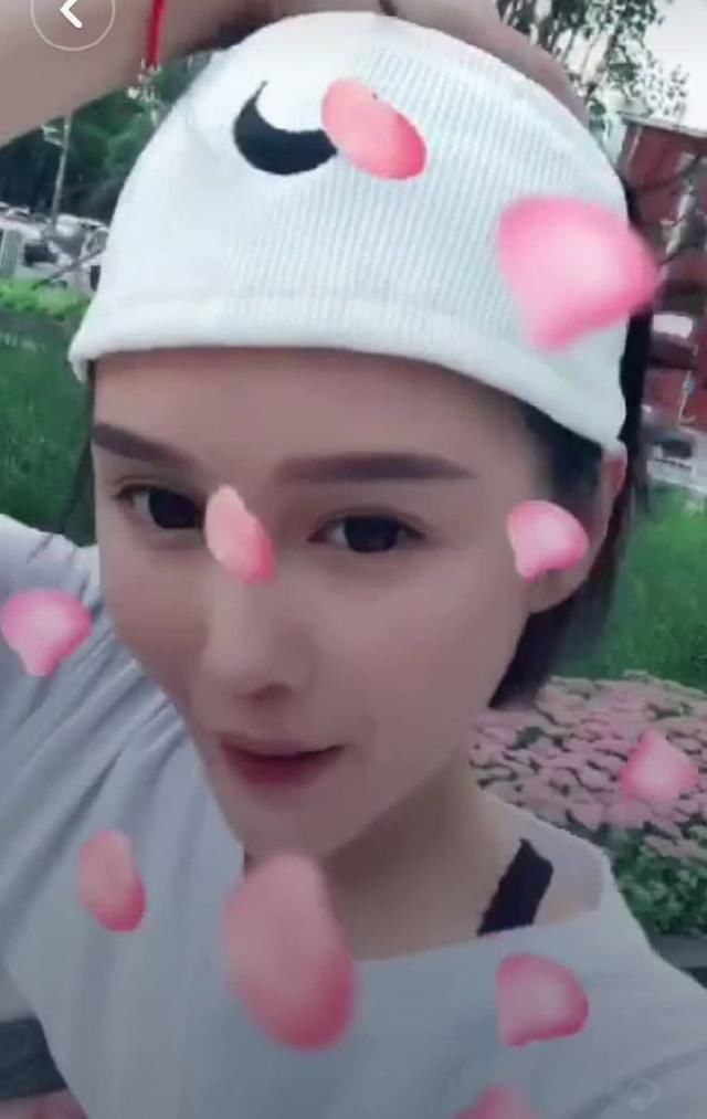 赵本山女儿球球病好后回归,透露赵本山近况:喜