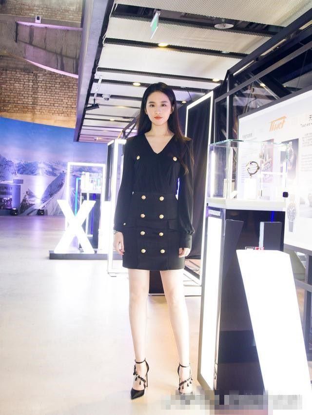 娜扎这双公主鞋,让宋茜刘亦菲自愧不如!同款不同色差距这么大!