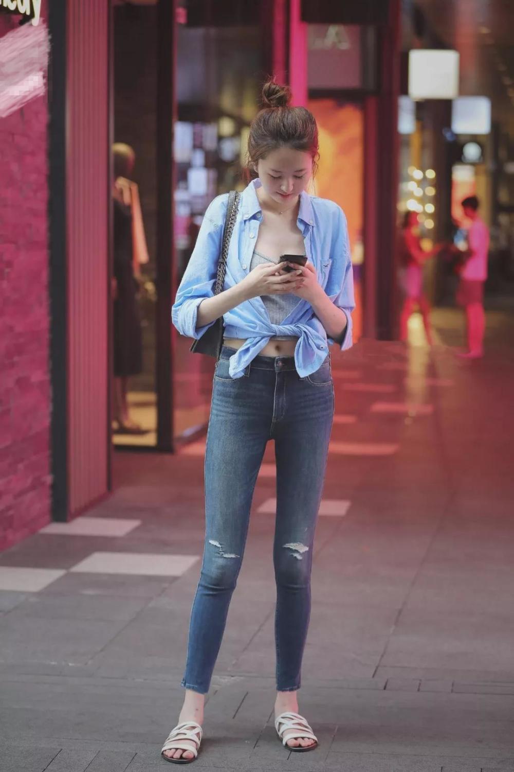 街拍: 打扮起来, 才会活得更自信