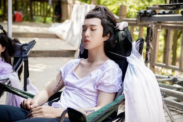  『烈哥』「NINE PERCENT」「分享」200321 新鲜烈哥美图大放送 范丞丞的锁骨请上保险谢谢