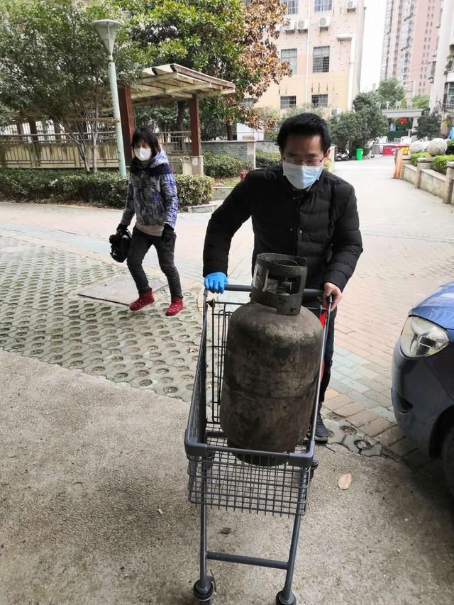  「居家」湖北黄冈两万居家党员干部迎来抗“疫”大考