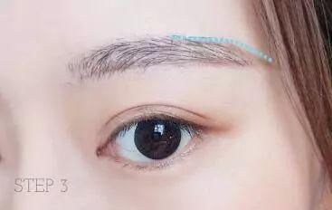 有颜值有身材有爱情，31岁的军嫂张馨予这次赢了