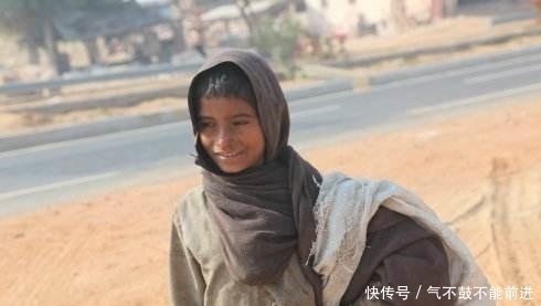  #高铁#一个职业到了印度是这样跑偏的：在中国是养路员，在印度