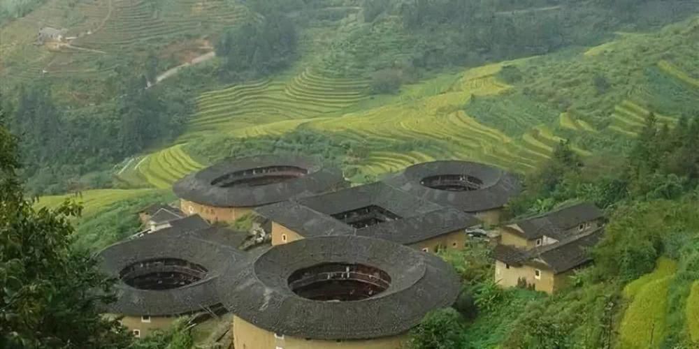  绝美：福建一座绝美小岛，有世界级火山奇观被称为“海下兵马俑”！