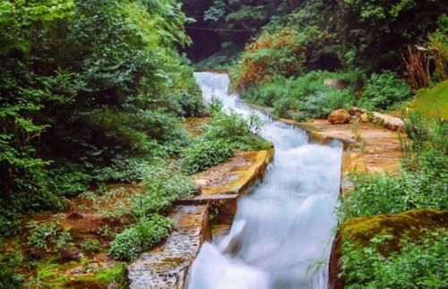 又一景区惹众怒？因“宰客”被撤销5A，游客：大快人心！