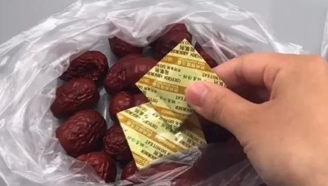  『回家』零食里的干燥剂千万不要丢掉，它还有这些惊人用途，赶紧回家找找