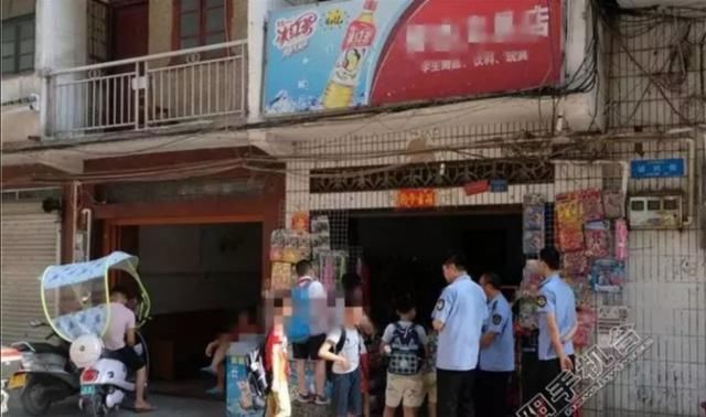 「人工合成色」中国首个儿童零食标准出炉!背后是一场惊心动魄的供应链之战