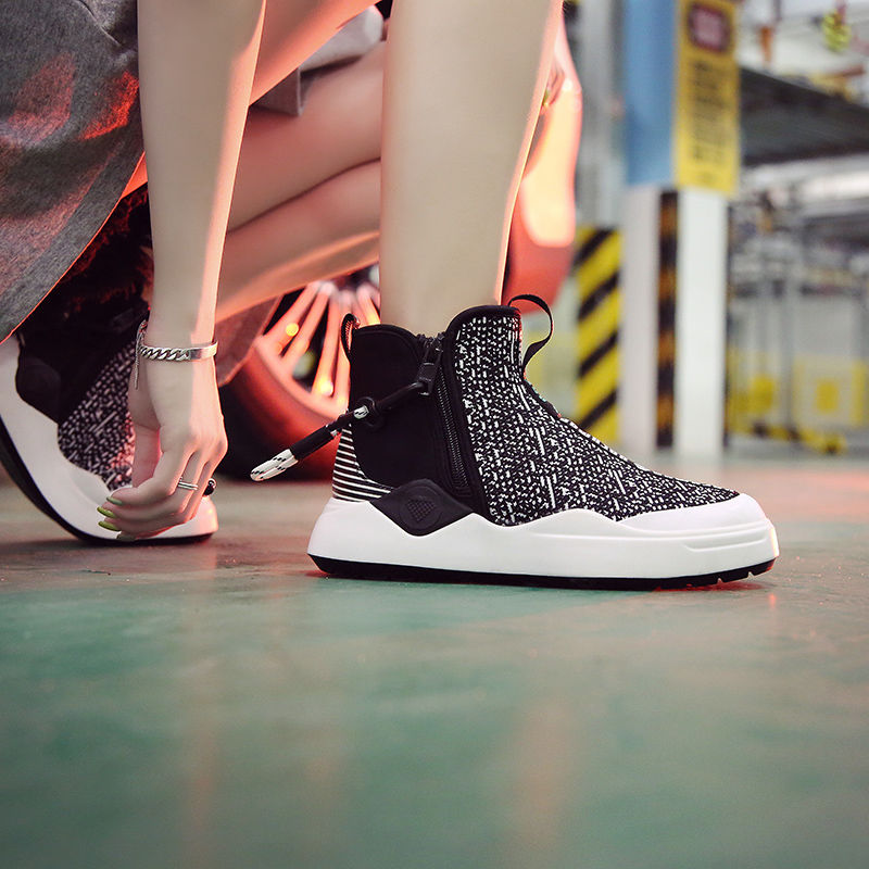 最近很流行的女鞋都在这里，潮流有范，穿出去逛街非常吸睛