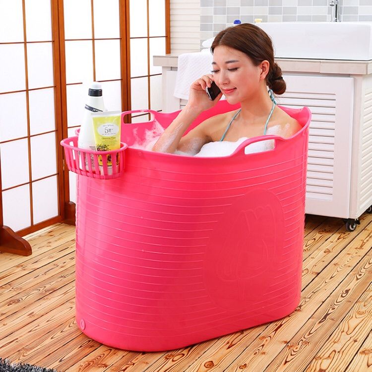 有钱人卫生间都不装马桶了，现在时兴“怪东西”，美观实用