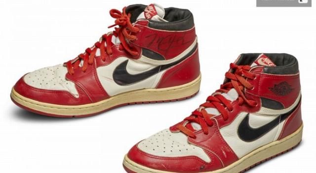  [球鞋]超20万美元 第一双Air Jordan运动鞋打破了拍卖纪录