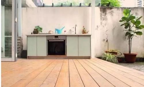 #小别墅#48㎡奇葩小户型,男主不仅整了小院,还设计出2室小别墅的既视感