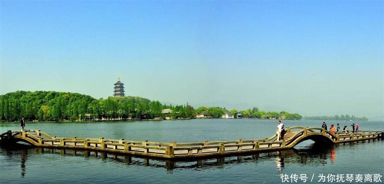  【我国】我国最受毕业生喜爱的三个城市，成都只能排第二，第一