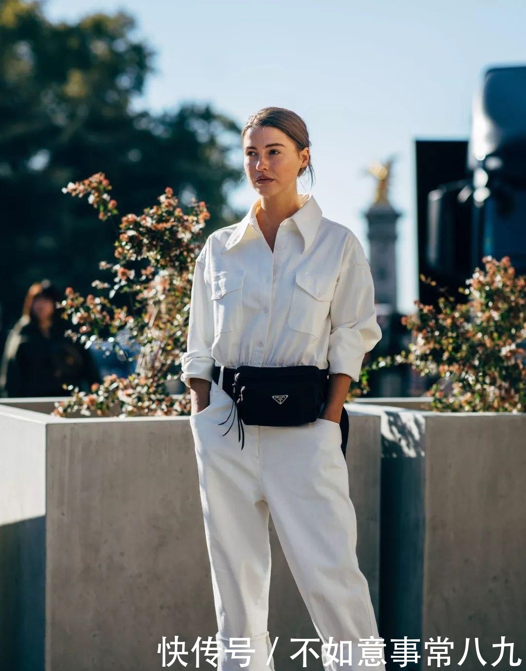 『卷裤脚』别再卷裤腿了,今年最流行的裤子长这样!!