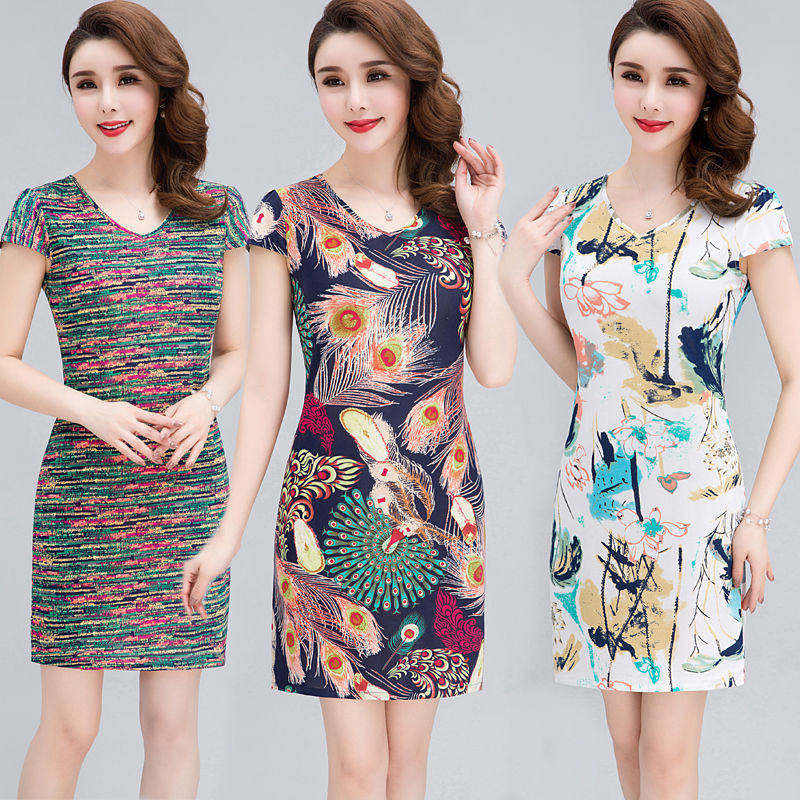 不管有钱没钱，都要给妈妈买的妈妈装，让妈妈美的年轻动人